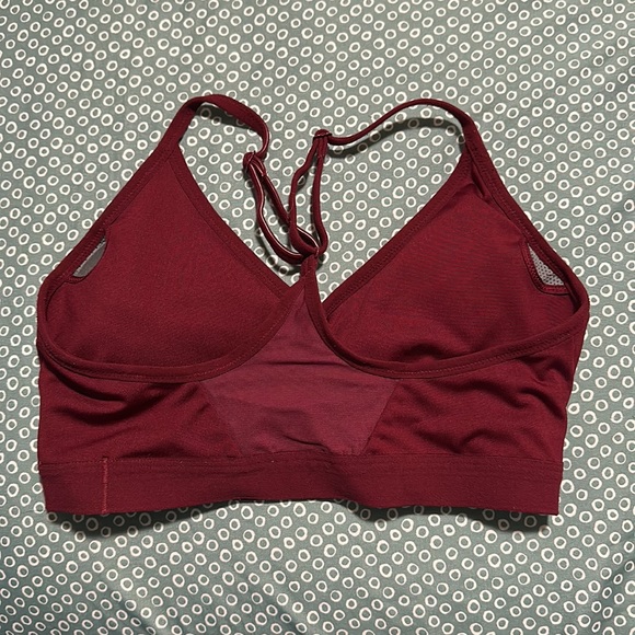 Nike dri-fit sports bra - Picture 2 of 3